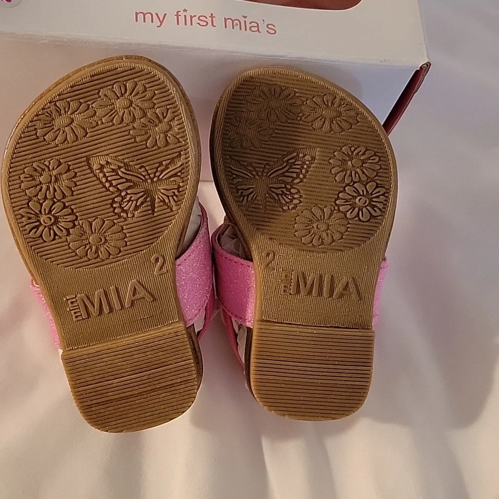 MIA mini nib